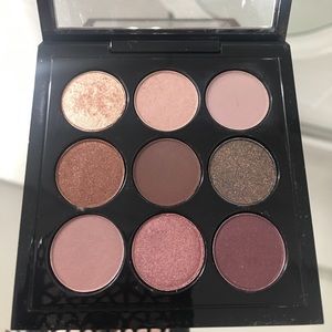 MAC Eyeshadow Quad Burgundy X 9